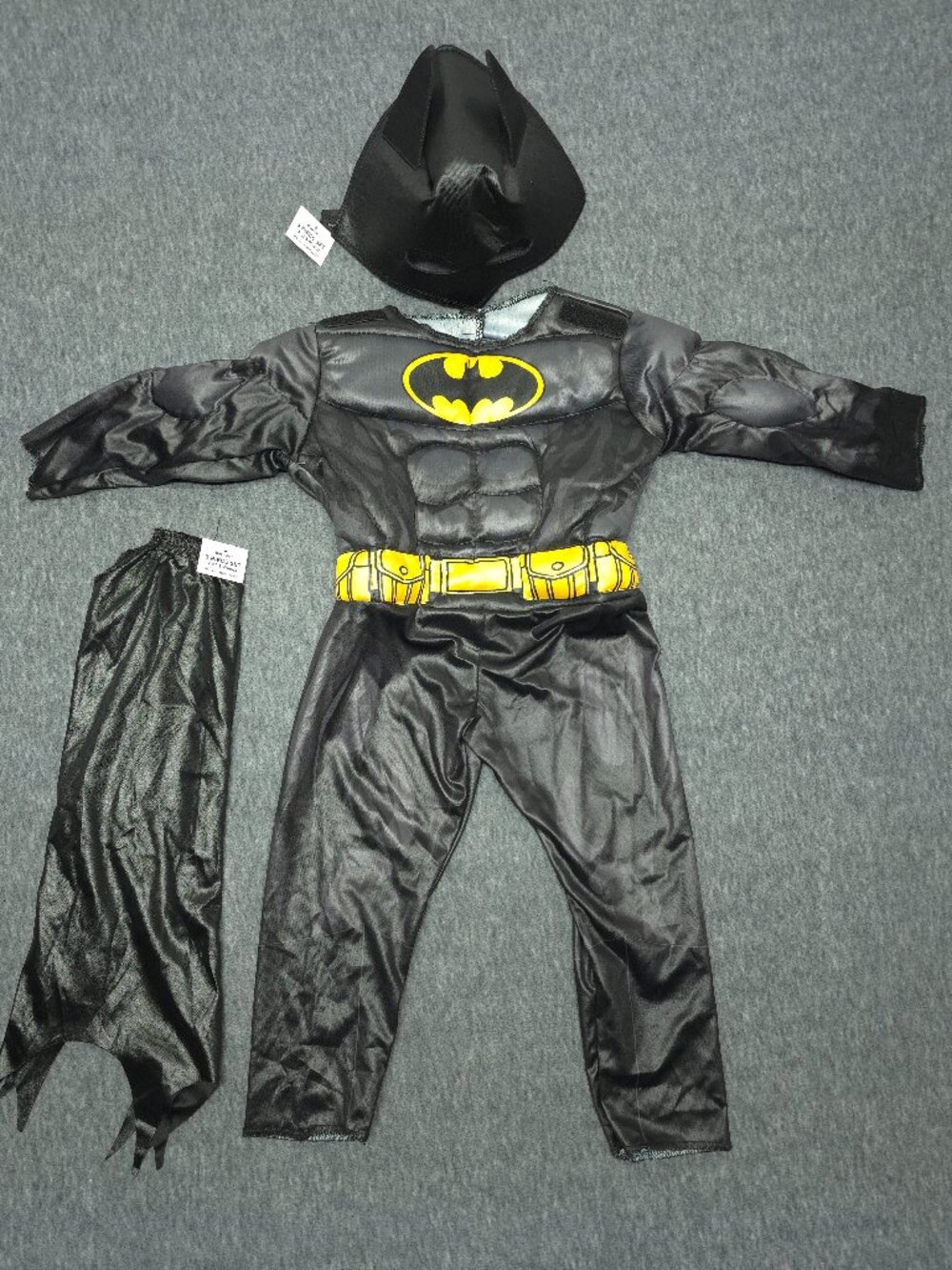 Rubies Batman Toddler 2T 3 Piece Muscle Costume Cape Mask NWT
